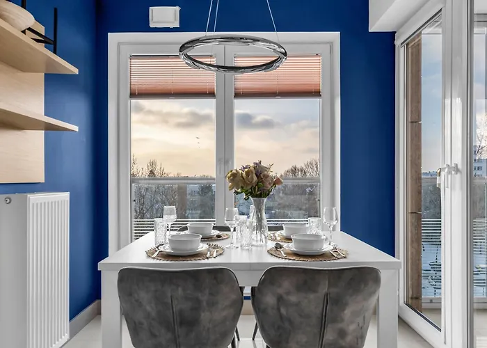 Prestige Three-bedroom - 110m2, Parking, Balcony - By Rentujemy