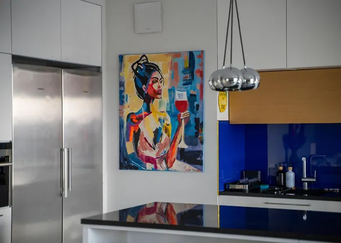 Διαμέρισμα Prestige Three-bedroom - 110m2, Parking, Balcony - By Rentujemy Βαρσοβία