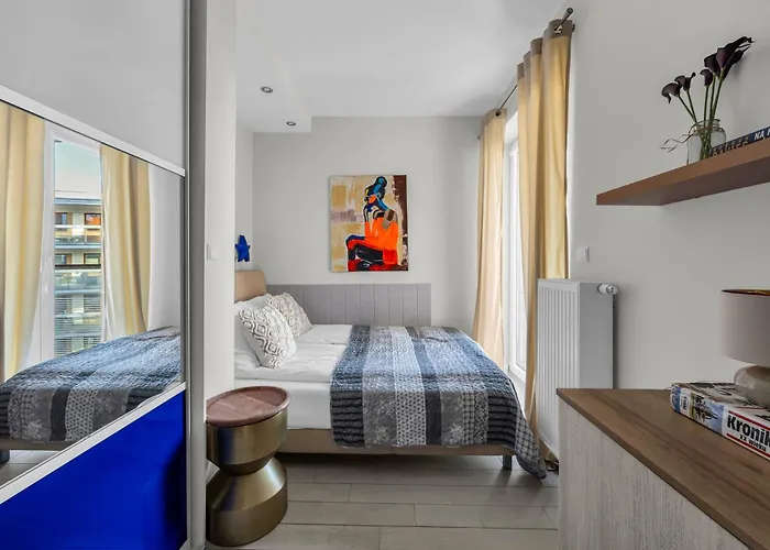 Διαμέρισμα Prestige Three-bedroom - 110m2, Parking, Balcony - By Rentujemy Βαρσοβία